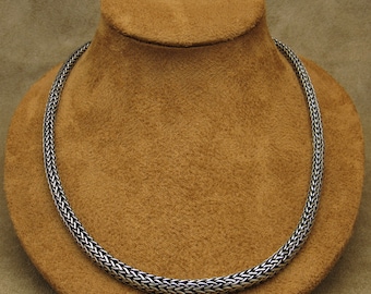 Beautiful Sterling Silver Braided Chain Necklace