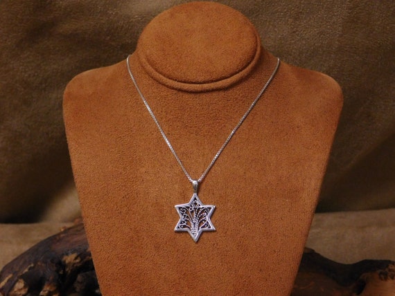 Vintage Sterling Silver Star Necklace - image 1