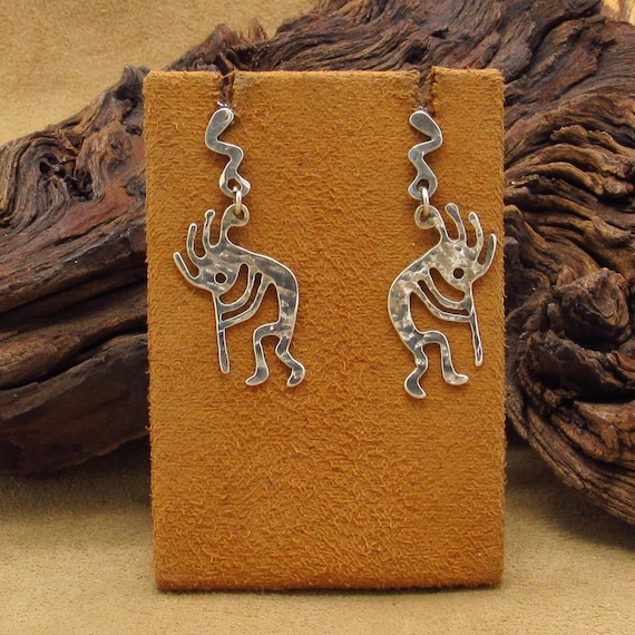 Hammered Sterling Silver Dangle Post Kokopelli Ea… - image 1