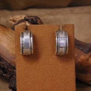 Vintage Sterling Silver Southwestern Hoop Earrings