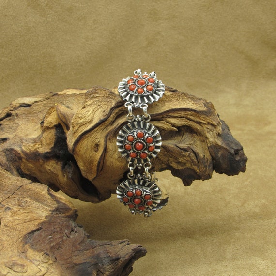 Vintage Sterling Silver Coral Cluster Link Bracel… - image 1