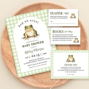 Puede incluir: Una invitación de baby shower verde y blanca a cuadros vichy con una ilustración de rana. La invitación dice "Hop on over!" e incluye detalles para una baby shower para Ashley Peterson el sábado 15 de febrero a las 12 pm. La dirección es 413 Grapevine Blvd, Dallas, TX 90754. RSVP a Katie al 204.253.2928. Registrado en Amazon y Target.