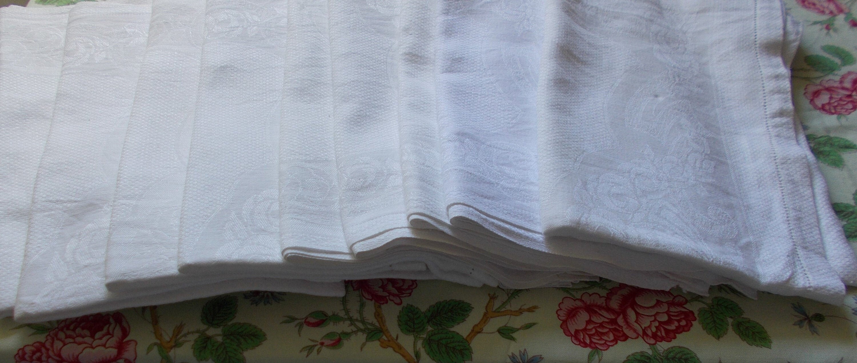 Merveilleuse Collection de 9 Serviettes Français Damas Coton Autour 1920 Grande Condition Un avec Ch