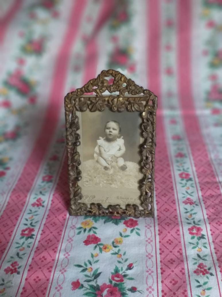 Cadre Photographique Ormolu Antique Original Français de Bonne Qualité en Excellent État