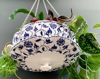 Belle soupière à suspendre en poterie bleue et blanche antique anglaise, cache-pot