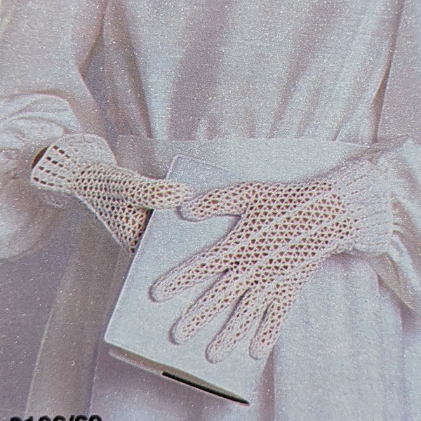 Lace Crochet Gloves pattern - Elegant vintage 80s gloves - Victorian - cottagecore crochet pattern - faircore - coquette - angelcore