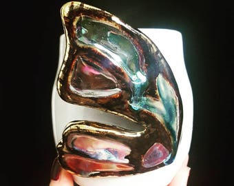 Gold edged iridescent wing handwarmer mug