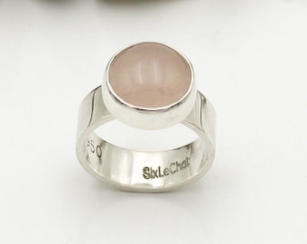 Rose quartz wide band silver ring, Round stone ring. Shiny or brushed finish at choice, Statement ring. Made to order