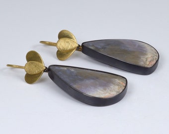 Gold black agate earrings in solid silver with lotus flower