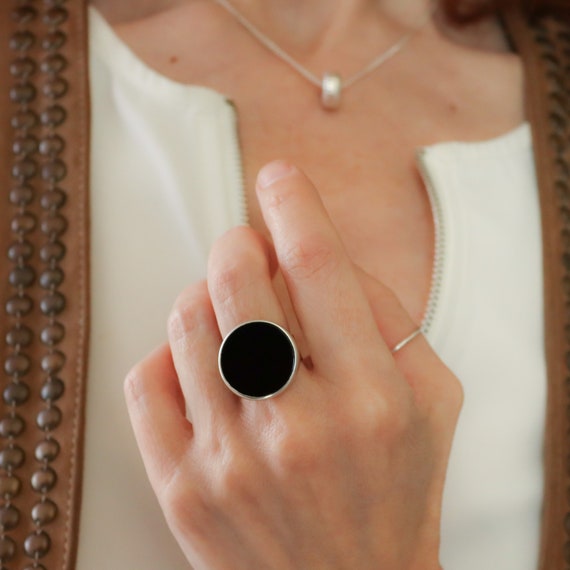 Round Flat Black Onyx Silver Band Ring, 20 Mm Large Onyx Ring. Wide Band Stone Ring, Designer Jewelry. Made to Order - Etsy Round Flat Black Onyx Silver Band Ring, 20 Mm Large Onyx Ring. Wide Band Stone Ring, Designer Jewelry. Made to Order - Etsy
