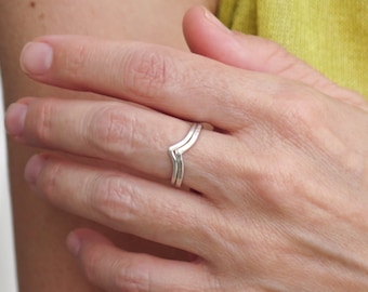 Hammered Chevron Ring, Eco-Friendly 950 Silver V-Ring, Handmade to Order