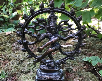 Favorite Decor Store Hindu Shiva Nataraja Figurine Lord of The Dance Cosmic Dancer God figurette 9 H Favorite Decor Store Hindu Shiva Nataraja Figurine Lord of The Dance Cosmic Dancer God figurette 9 H