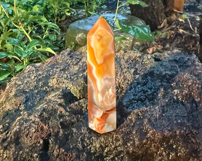 Sardonyx, Polished Orbicular Tower, Carnelian, Chalcedony, India, 86.60 Grams, CR12631