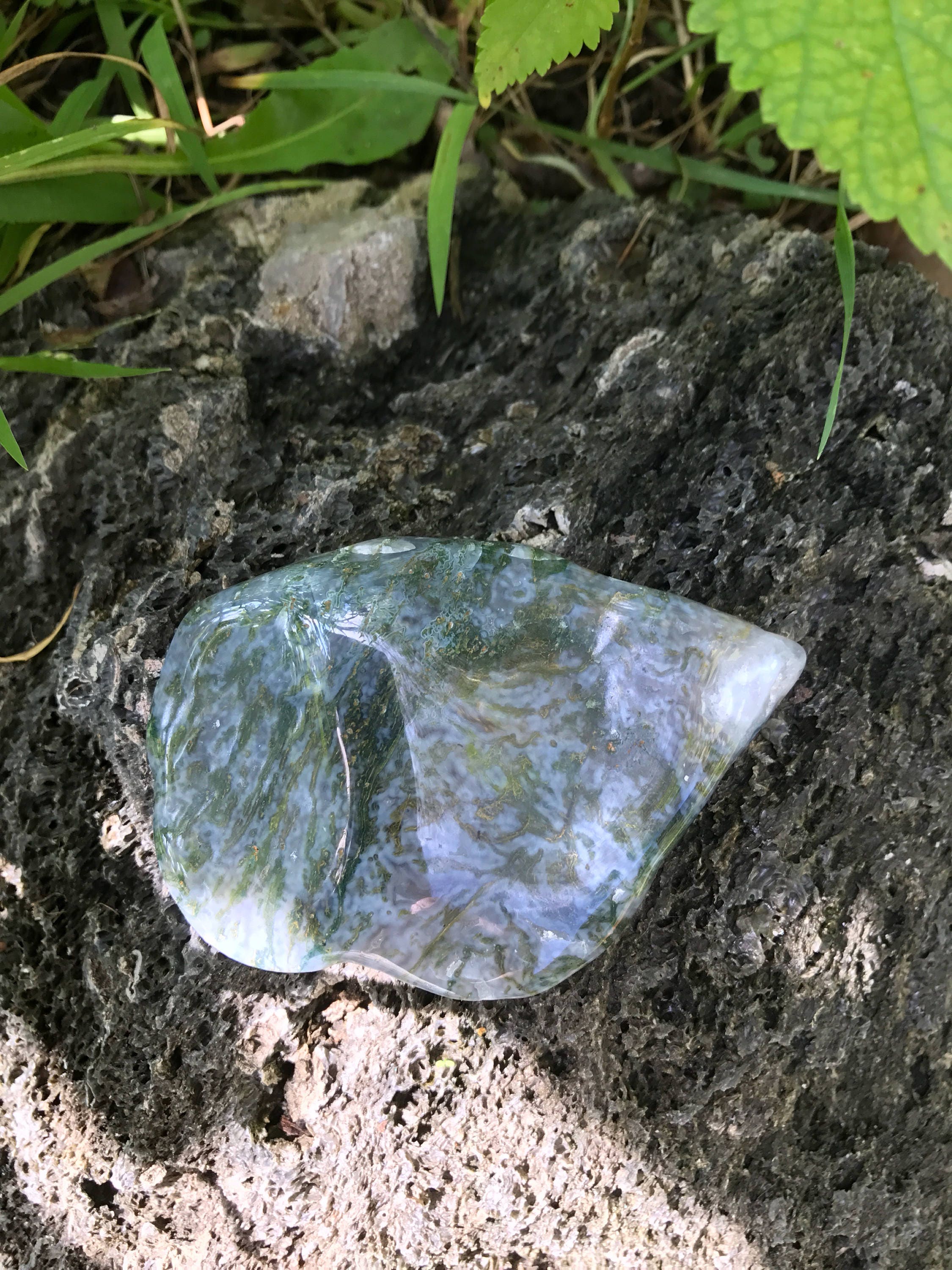 Moss Agate. Palm Stone, India, 61.7 Grams, CR2212