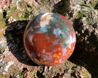 Bloodstone, Polished Orbicular Round Palm Stone, Open Pocket, India, 89.10 Grams, CR11648