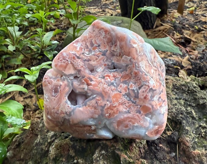 Cotton Candy Druzy Agate, 1-2/3 LBS- Standing Stone, Druzy Open Crystalline Pockets, Peachy Pink, Translucent, Mexico, 726.50 Grams, CR12593