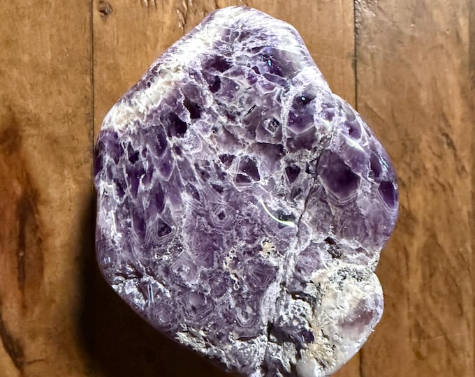Chevron Amethyst Palm Stone, 3/4 LB Polished, Free Form, Natural, Brazil, 337.70 Grams, CR12748