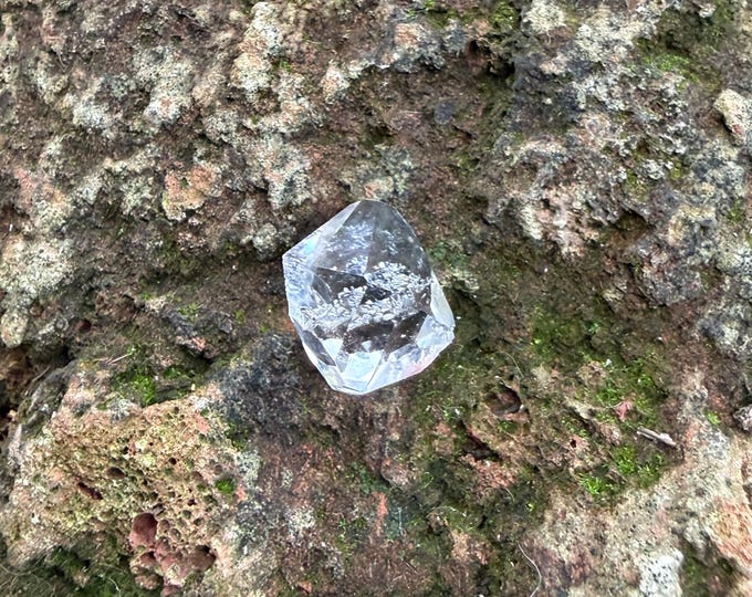 DT Herkimer Diamond, Raw Mini Crystal, Clear, Silver Veiling, 3.10 Grams, CR12782