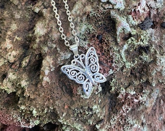 Butterfly Charm Pendant, Sterling Silver, 3/4" W x 3/4" L,  18" Rolo Chain, LS11256