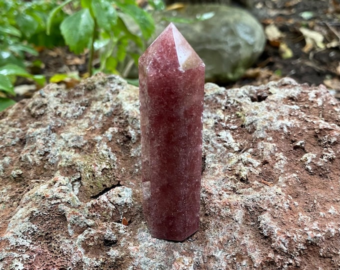Strawberry Aventurine Tower, Standing Stone, Polished, India, Heart Stone, 76.60 Grams, CR12058