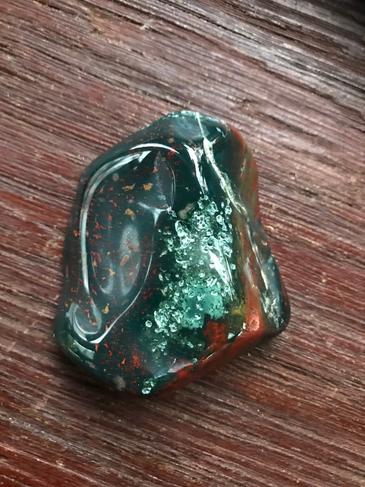 BLOODSTONE, Polished Palmstone, Intense Healing, India, 101.2 Grams, CR4658