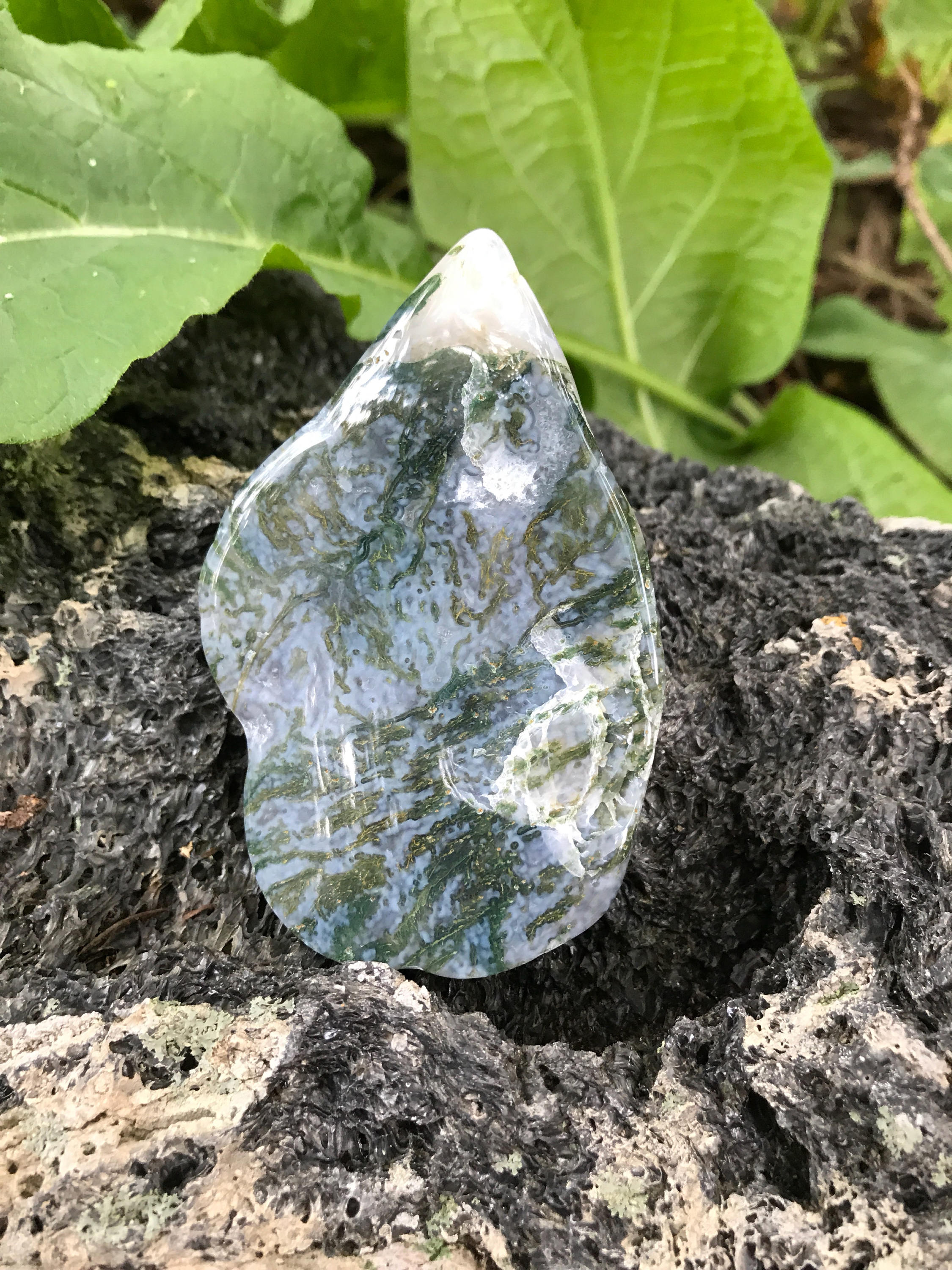 Moss Agate. Palm Stone, India, 61.7 Grams, CR2212