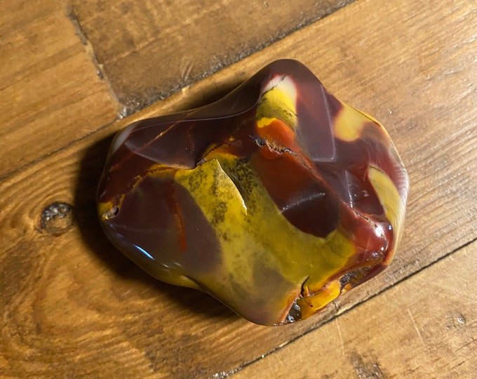 Mookaite Jasper, 1/3 LB- Polished Palm Stone, Free Form, 140.80 Grams, Australia, CR11695