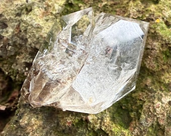 DT Manifestation Herkimer Mini Diamond, Twin with Smoky Base Bridge, Silver Veiling & Rainbows, New York, 7.70 Grams, CR12783