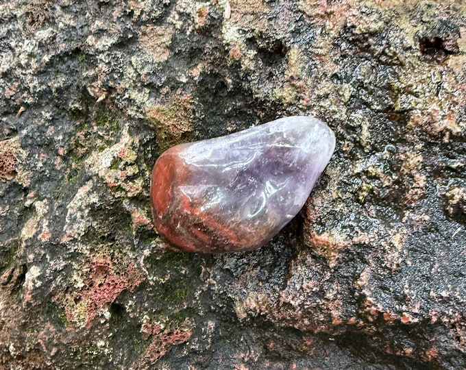Super Seven™ Melody Stone, Polished, Free Form Palm Stone, Brazil, 105.60 Grams, CR12558