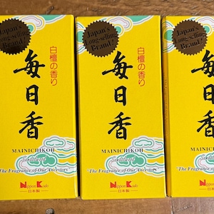 Mainichi-Koh Sandalwood, Japanese Incense, 170 Stick Box, 6&quot; Sticks, No Holder