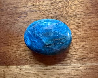 BLUE APATITE, 1/4 LB+ Oval Palm Stone, Polished, Madagascar, 124.10 Grams, CR12214
