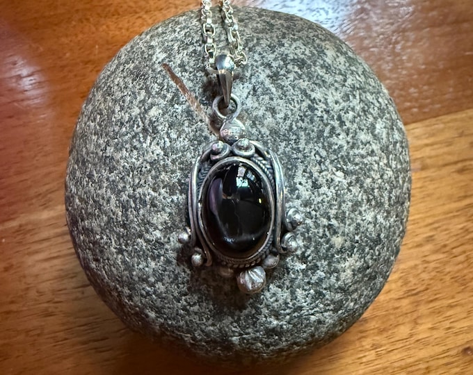 Black Sapphire Pendant, Corundum, Nepal, 22" Cable Chain, LS12810