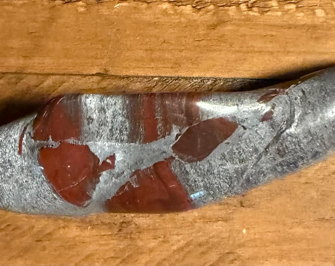 Red Ribbon Jasper, 2/3 LB- Large Elongated Stone, Polished, Hematite, Slate, Michigan, 283.30 Grams, CR12602
