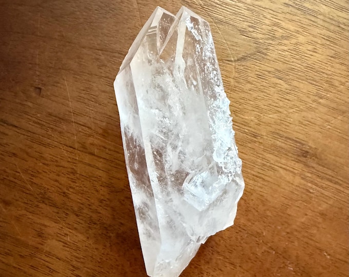 Arkansas Quartz Soulmate Twin, RAW, Keyed Base, Barnacle Dusting, Etched, Striated, Self Healed, Amazing Clarity, 109.60 Grams, CR12507