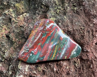 BLOODSTONE, 1/3 LB+ Polished Freeform & Elongated Colorful Stone, India, 163.10 Grams, CR12473