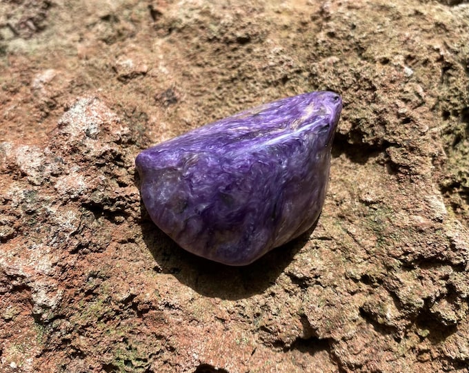 Charoite, Polished Pocket Stone, Russia, 28.30 Grams, CR12040