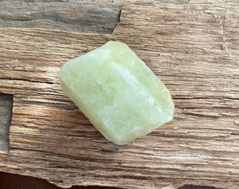 Raw Heliodor, Beryl, Green, Heart Chakra Crystal, 29.60 Grams, CR11632