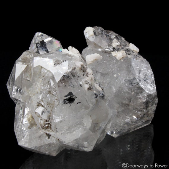 Herkimer Diamond: Meaning, Healing Properties, and Powers