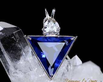 シベリアンブルークォーツクリスタルペンダントネックレス、フェナカイトジェムストーン付きコバルトブルーエンジェリックスターペンダント