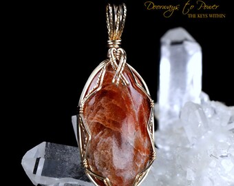 Rainbow Lattice Sunstone Crystal Pendant 14k