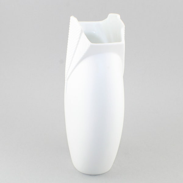 Vtg AK Kaiser Germany White Bisque Porcelain MCM Art Vase 8" Signed 0719 Decor