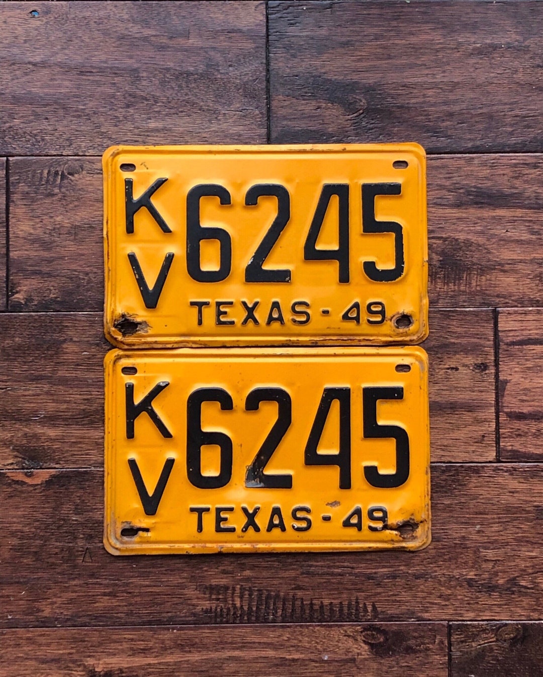 license-plates-texas-1949-pair-dmv-clear-yom-texas-1949-pair-texas