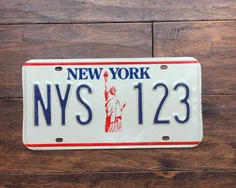 Vintage 1990s NY License Plate in Excellent Condition - Etsy