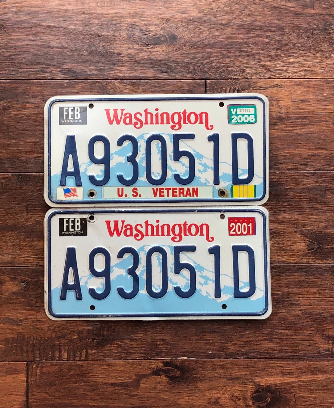 License Plate Washington Pair Us Veteran 2001, Washington State License