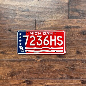 License Plate Michigan 1976 bicentennial, 1976 Michigan license plate, old Michigan license plate 1976, Michigan bicentennial license plate