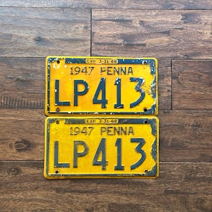 License plate pair Pennsylvania 1947, old license plates, vintage Pennsylvania 1947, Pennsylvania license plate pair, old license plates.