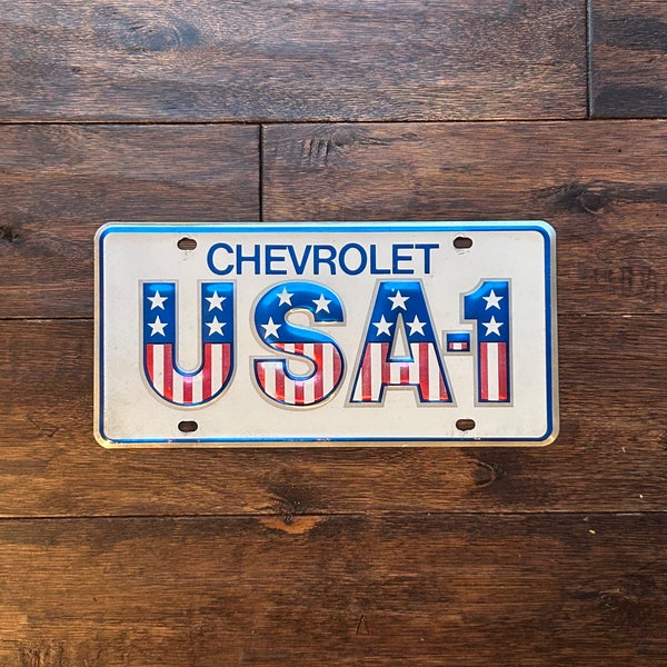 License Plate booster USA 1 Chevrolet, car license booster USA 1 aluminum, vintage car booster license Plate usa, Chevrolet booster license.