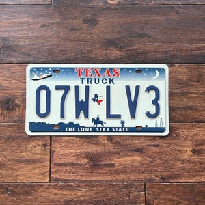 License Plate Texas, Texas license plate, space shuttle license plate, lone star state license plate, Texas space shuttle license plate.