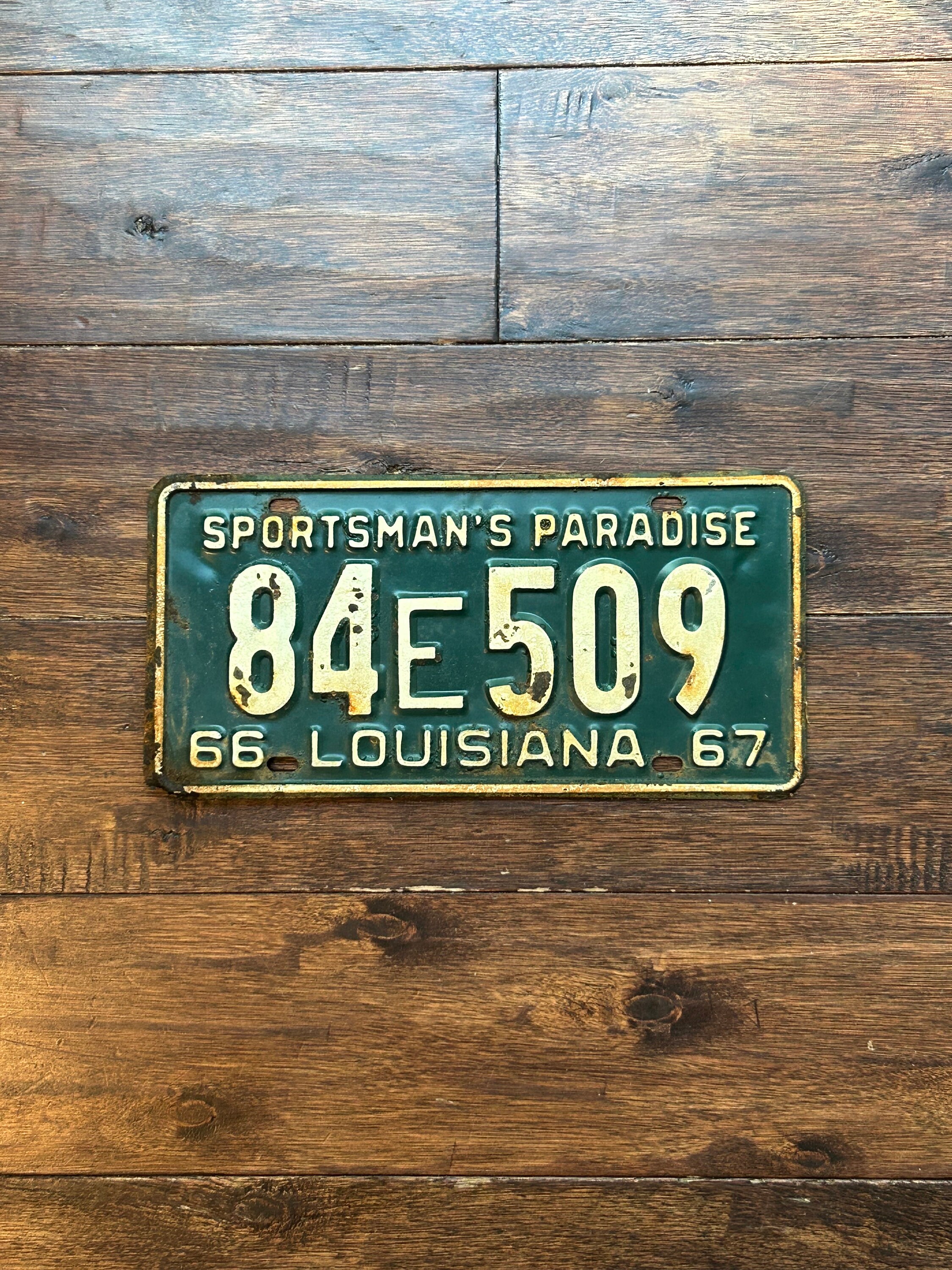 Louisiana Necklace with Mini License Plate Tag, 1968-1969, #8G065 – Duct  Tape and Denim