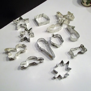 12 Aluminum Cookie Cutters, Variety of Shapes Metal Cookie Cutters, Biscuit Cutters, Metal Cookie Cutters, Play Dough Cookie Cutters, MER